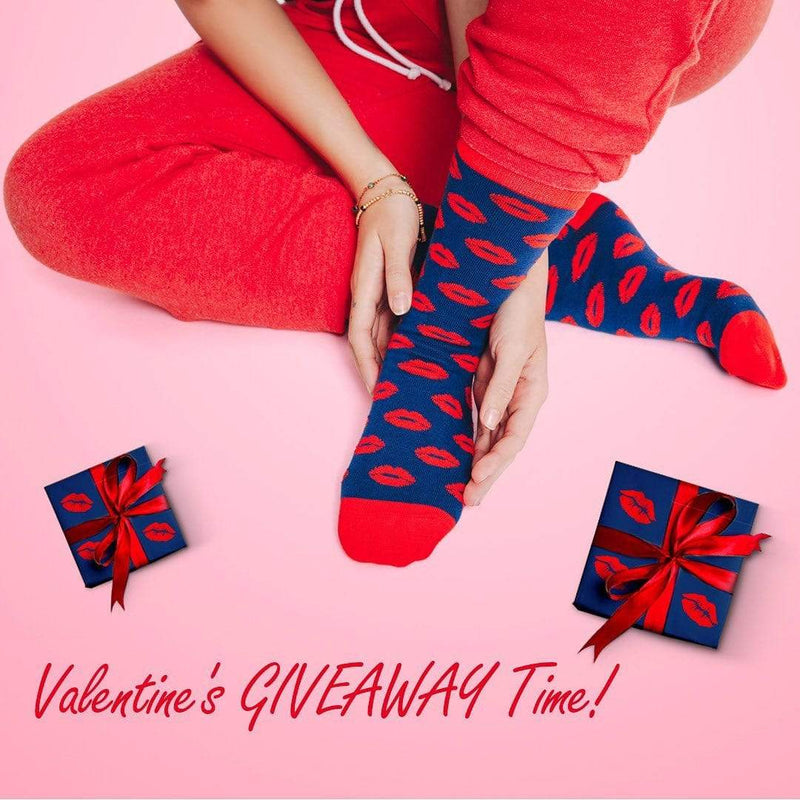 Special Edition Crew Socks - Kisses - Tale Of Socks
